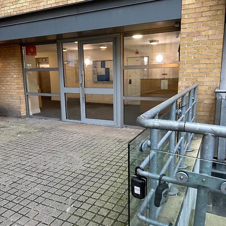 Entire Flat In Ealing Lejlighed London Eksteriør billede