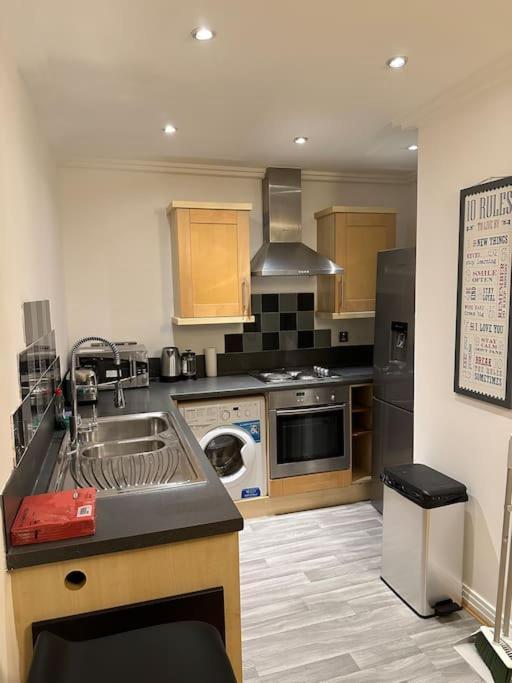 Entire Flat In Ealing Lejlighed London Eksteriør billede