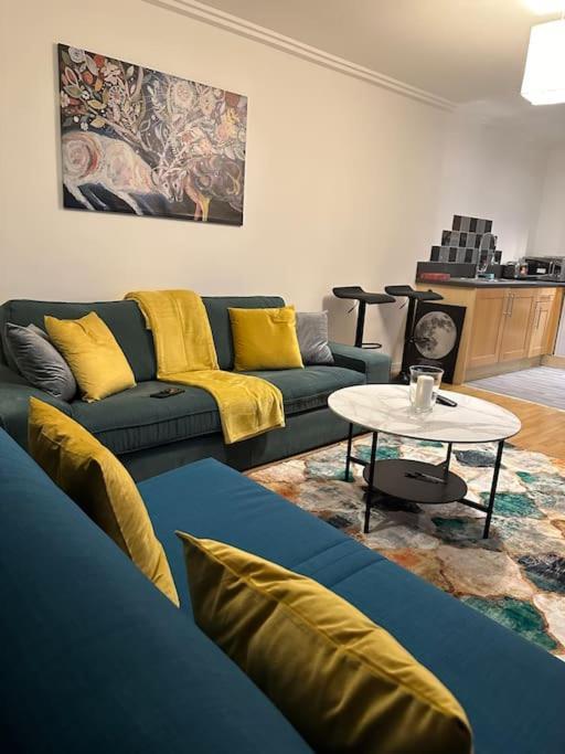 Entire Flat In Ealing Lejlighed London Eksteriør billede